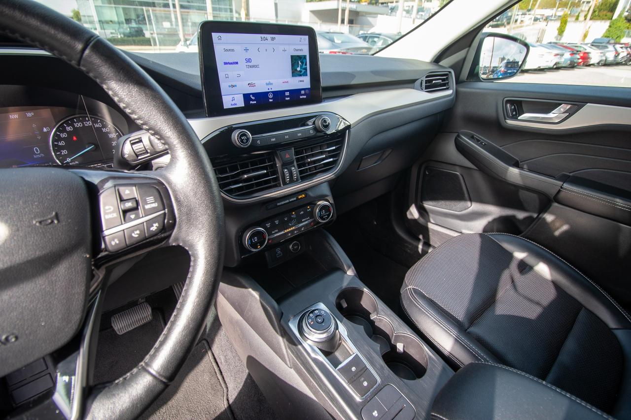 2021 Ford Escape SEL Hybrid AWD Photo5