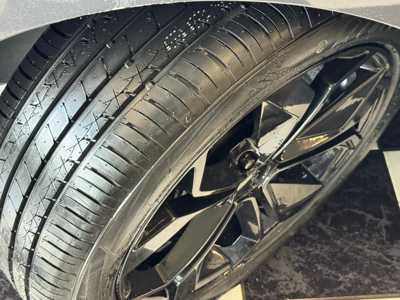 2020 Honda Civic LX+New Tires+Adaptive Cruise+LKA+CLEAN CARFAX - Photo #5
