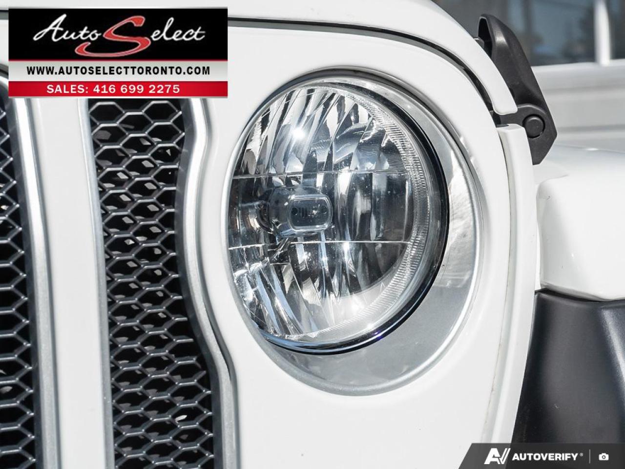 2021 Jeep Wrangler Unlimited 4x4 Sahara - Leather - Apple Carplay - Clean Carfax Photo