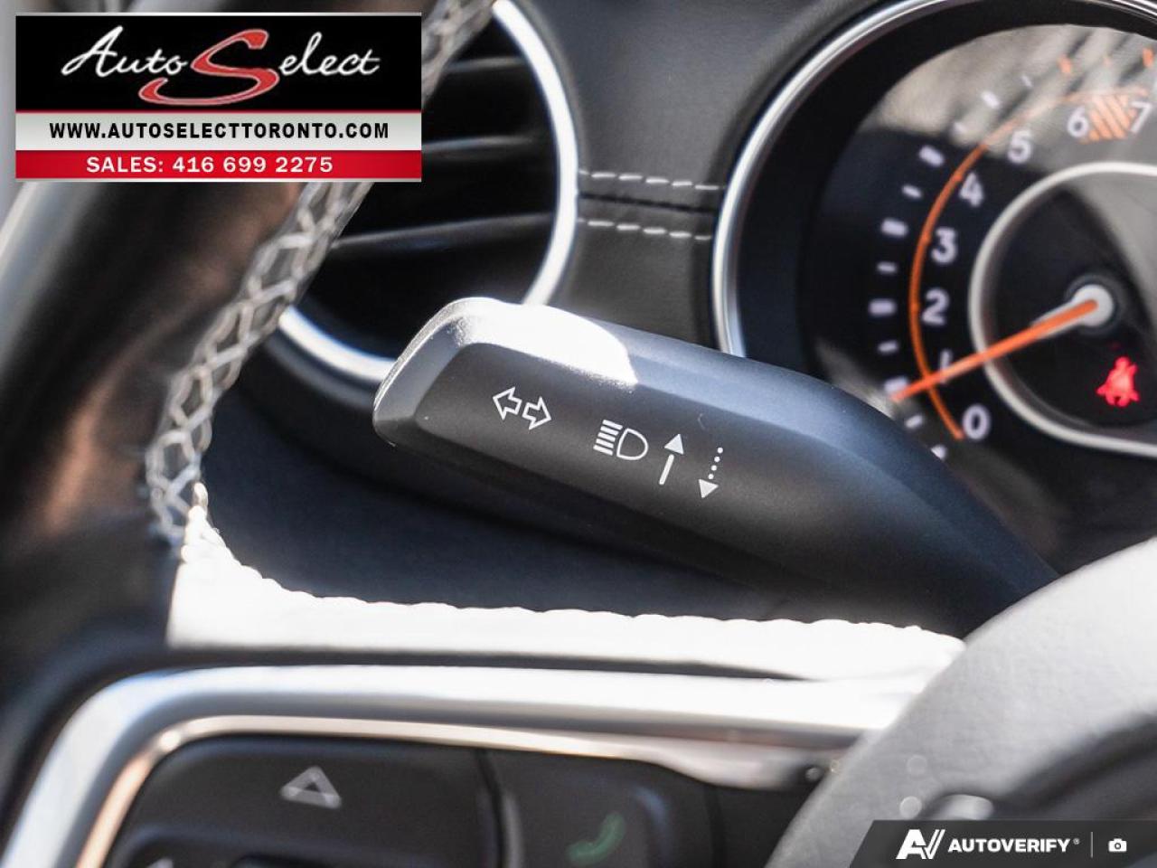 2021 Jeep Wrangler Unlimited 4x4 Sahara - Leather - Apple Carplay - Clean Carfax Photo