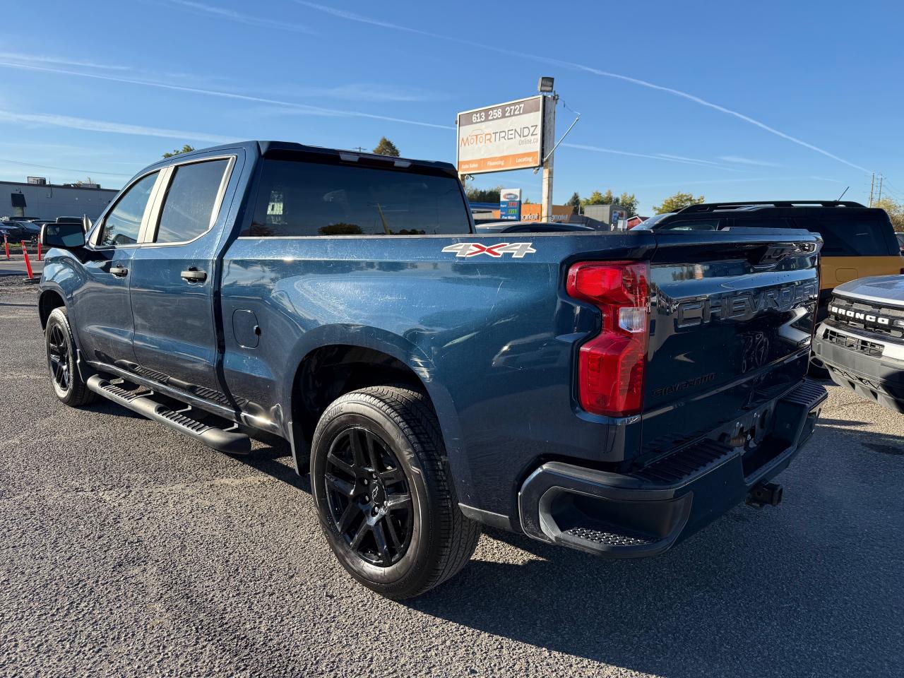 2023 Chevrolet Silverado 1500 Custom AutoStart! Wireless CarPlay! Photo