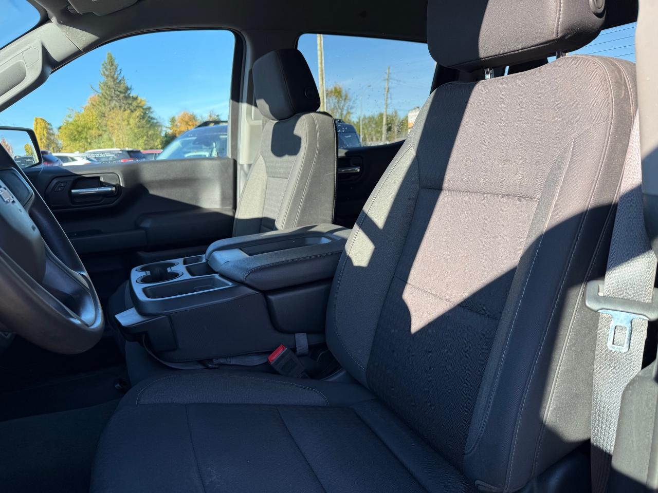 2023 Chevrolet Silverado 1500 Custom AutoStart! Wireless CarPlay! Photo