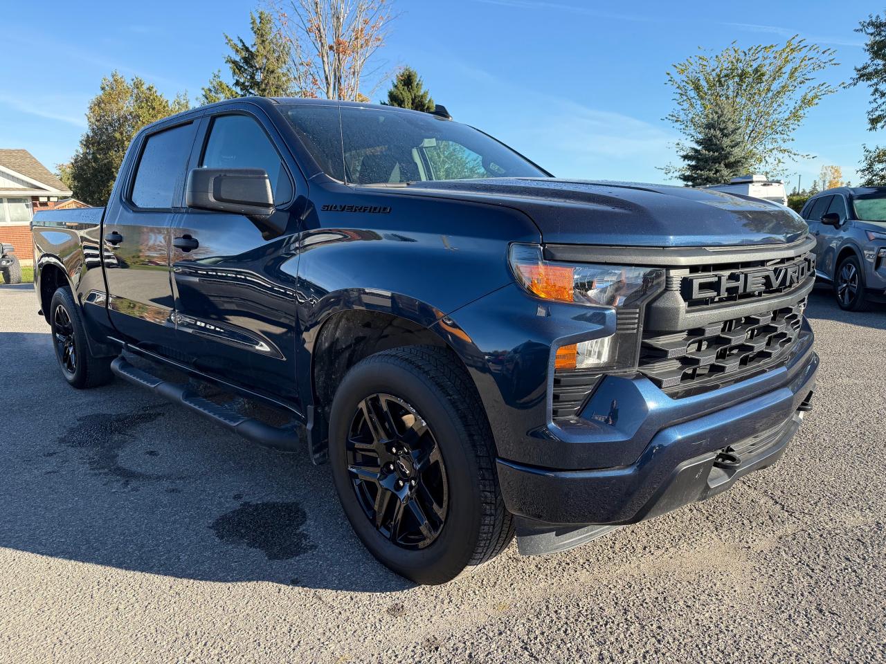 2023 Chevrolet Silverado 1500 Custom AutoStart! Wireless CarPlay! Photo