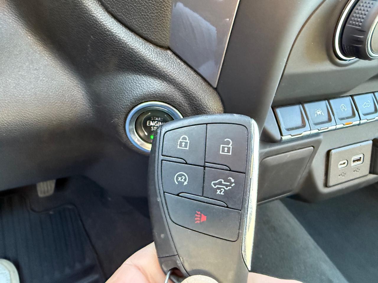 2023 Chevrolet Silverado 1500 Custom AutoStart! Wireless CarPlay! Photo