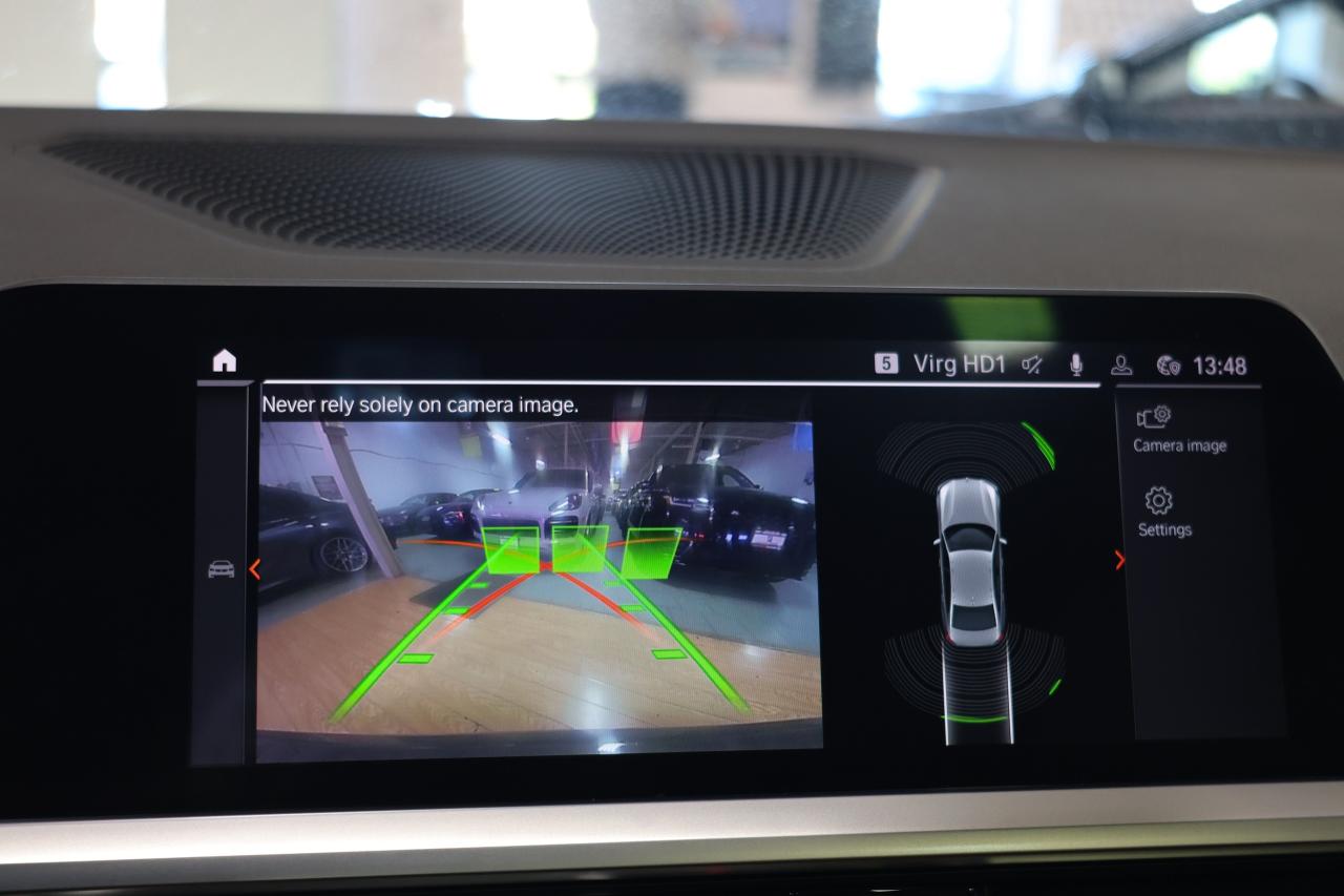 2019 BMW 3 Series 330i xDrive - NAVI|CAMERA|BLINDSPOT|LANEKEEP - Photo #17