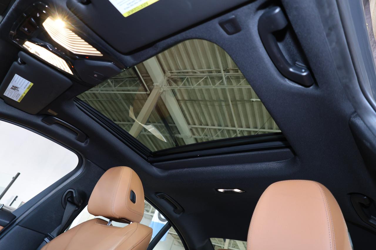 2019 BMW 3 Series 330i xDrive - NAVI|CAMERA|BLINDSPOT|LANEKEEP - Photo #10