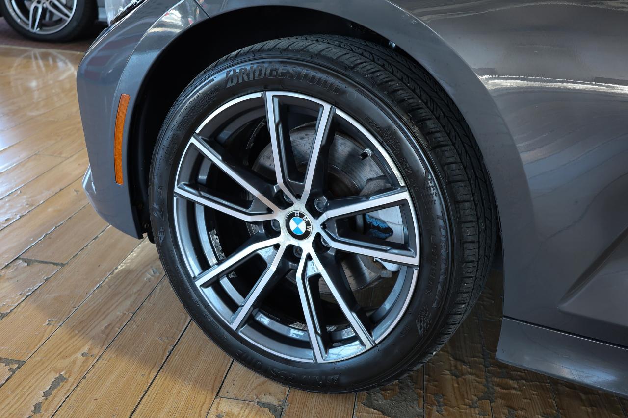 2019 BMW 3 Series 330i xDrive - NAVI|CAMERA|BLINDSPOT|LANEKEEP - Photo #7