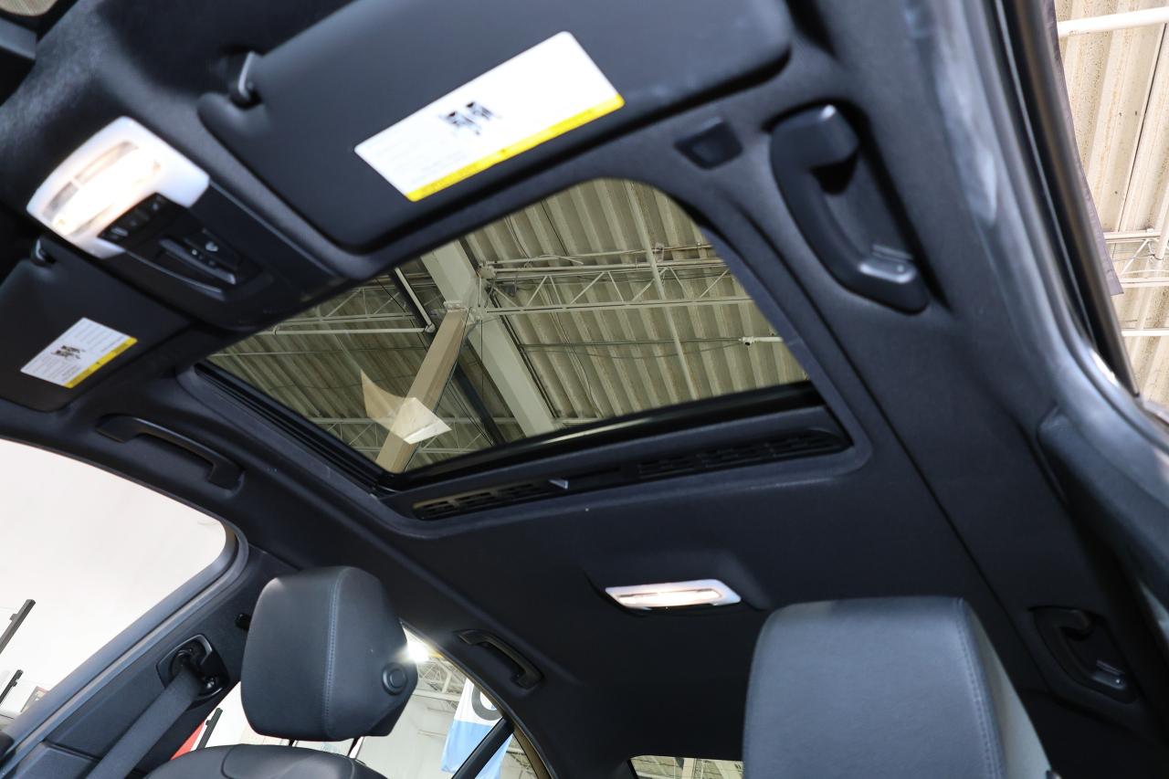 2018 BMW 3 Series 330i xDrive - NAVI|CAMERA|SUNROOF|HEATED SEAT - Photo #10