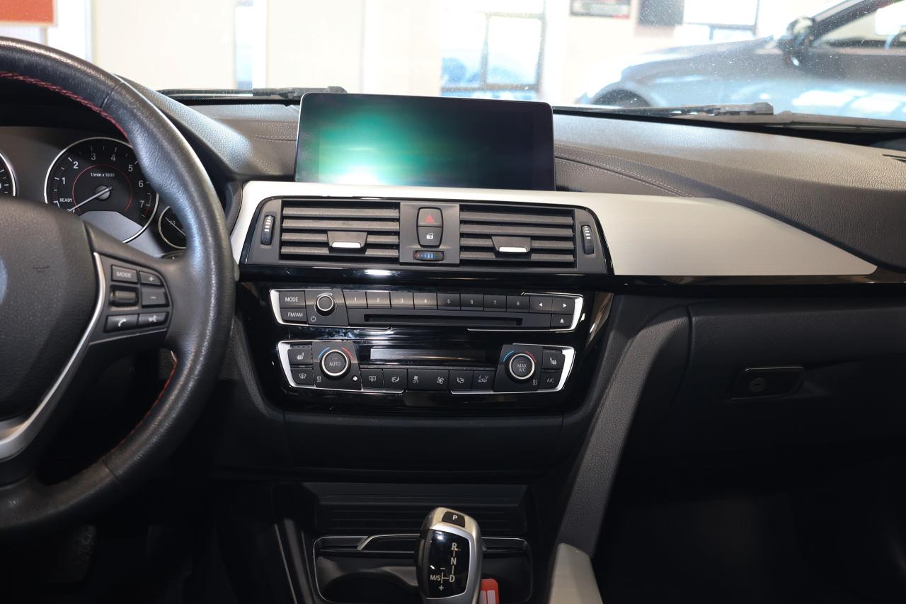 2018 BMW 3 Series 330i xDrive - NAVI|CAMERA|SUNROOF|HEATED SEAT - Photo #14