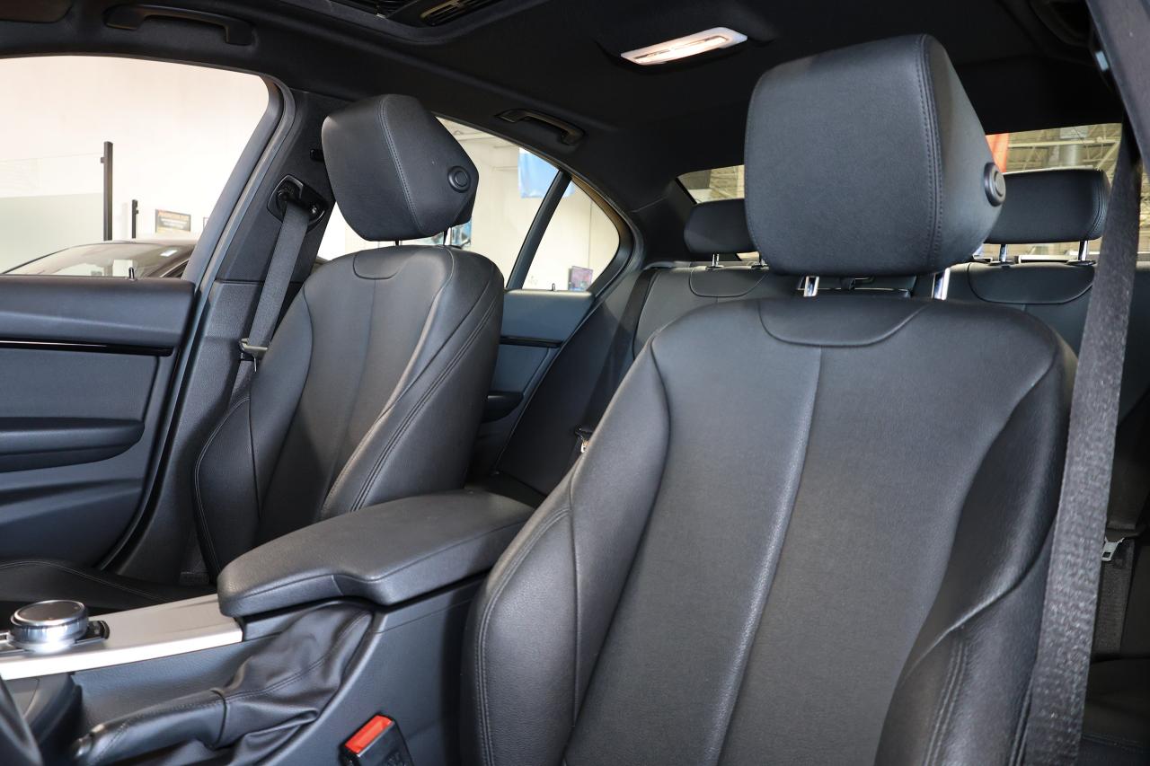 2018 BMW 3 Series 330i xDrive - NAVI|CAMERA|SUNROOF|HEATED SEAT - Photo #9
