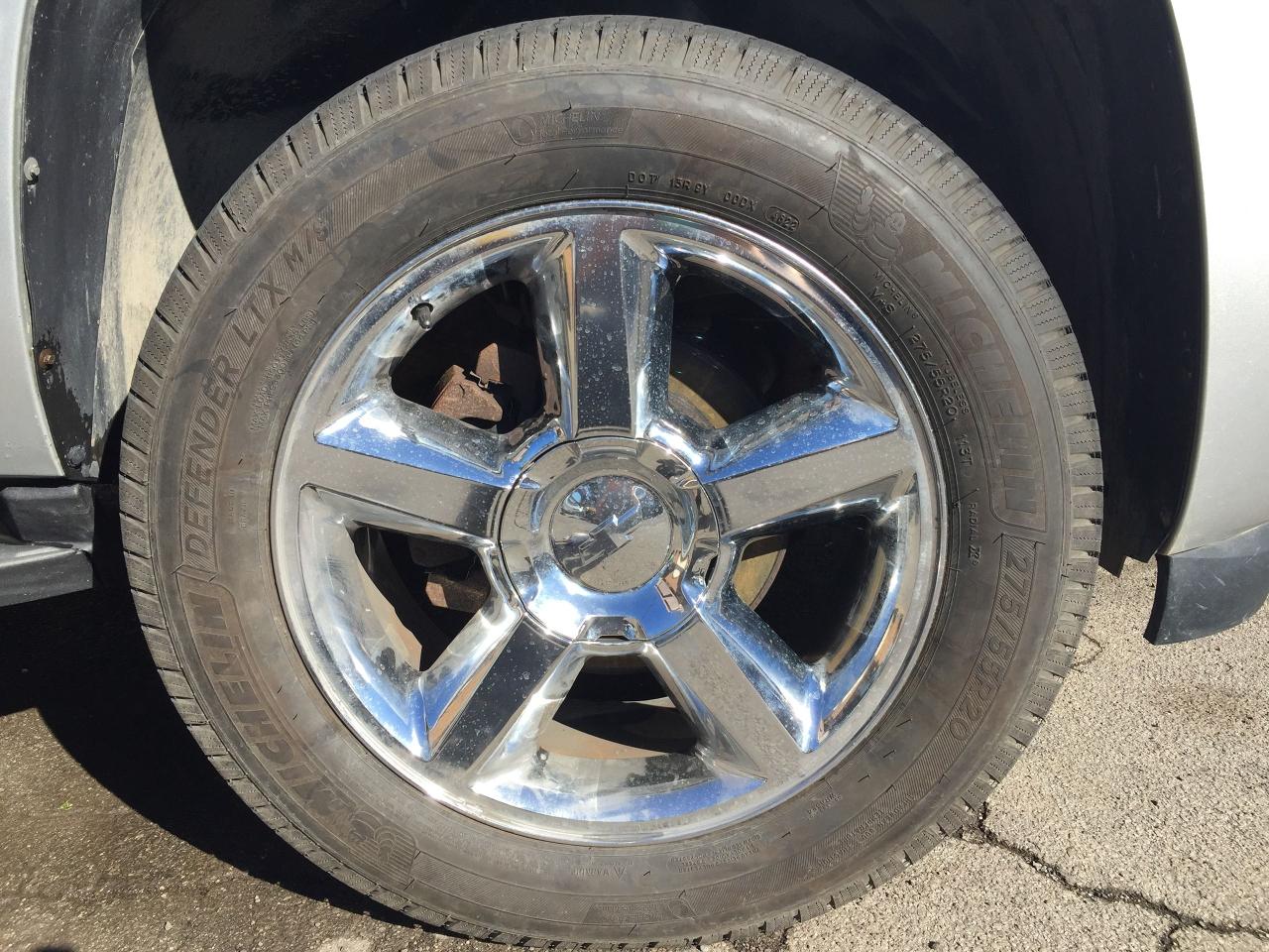 2013 Chevrolet Tahoe 4WD 1500 LT-Locally Owned & Serviced,New Michelins - Photo #5