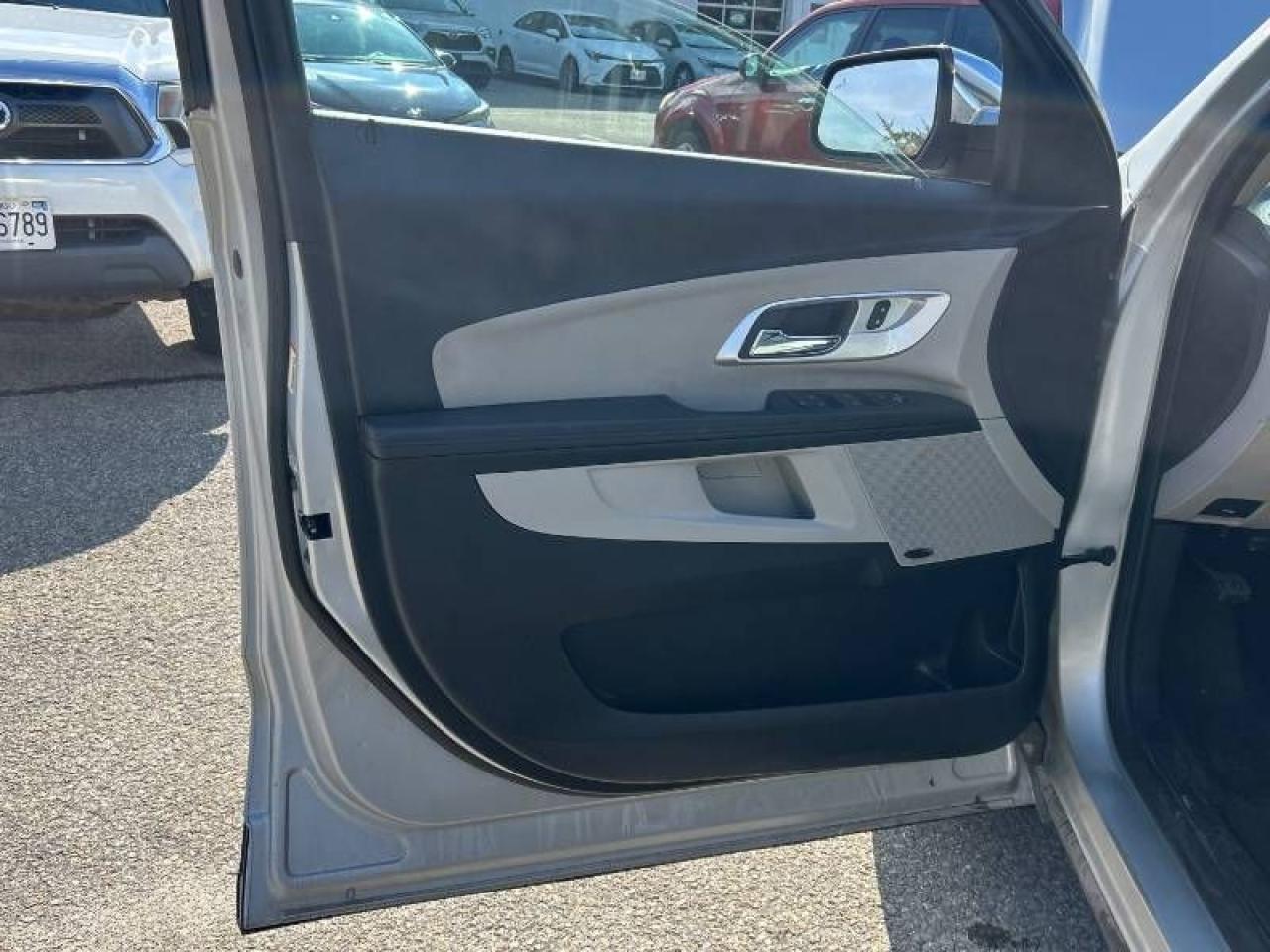 2017 Chevrolet Equinox Premier - Photo #30