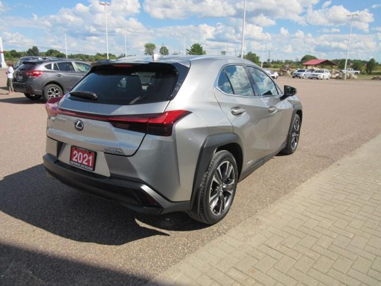 2021 Lexus UX UX 250H - Photo #6