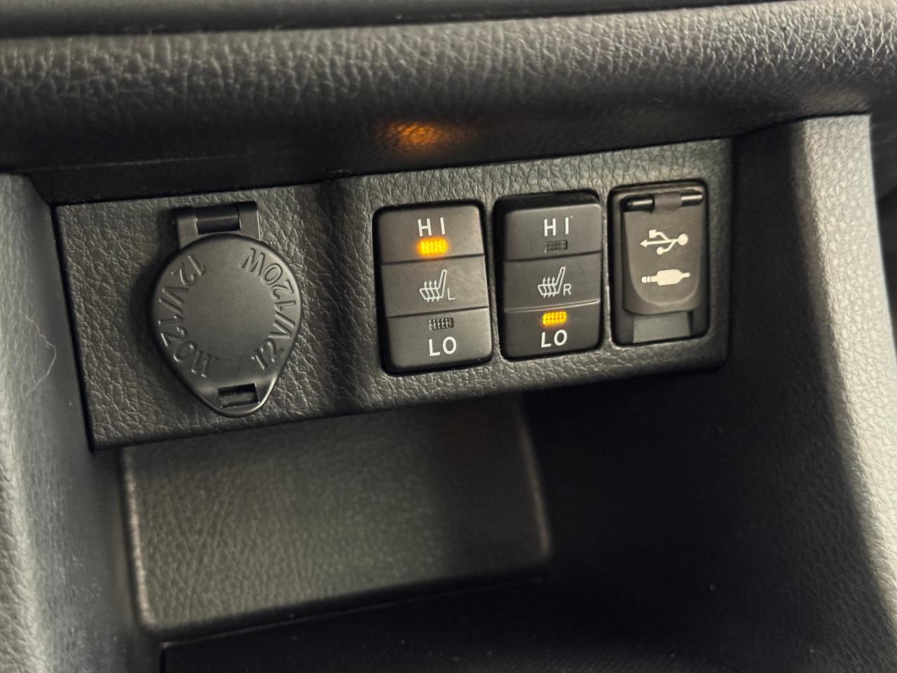 2017 Toyota Corolla LE+Camera+Adaptive Cruise+A/C+CLEAN CARFAX - Photo #29