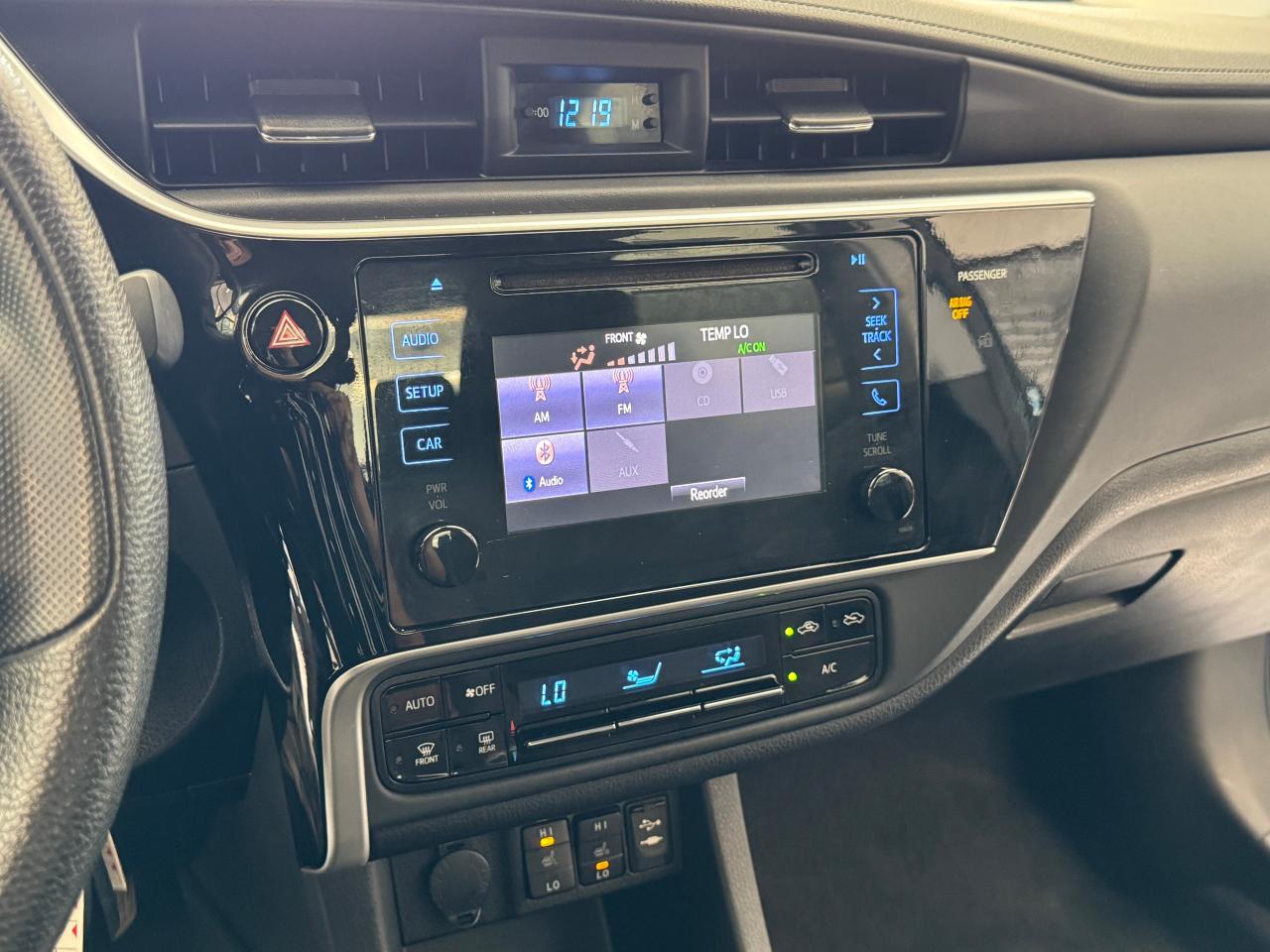 2017 Toyota Corolla LE+Camera+Adaptive Cruise+A/C+CLEAN CARFAX Photo67