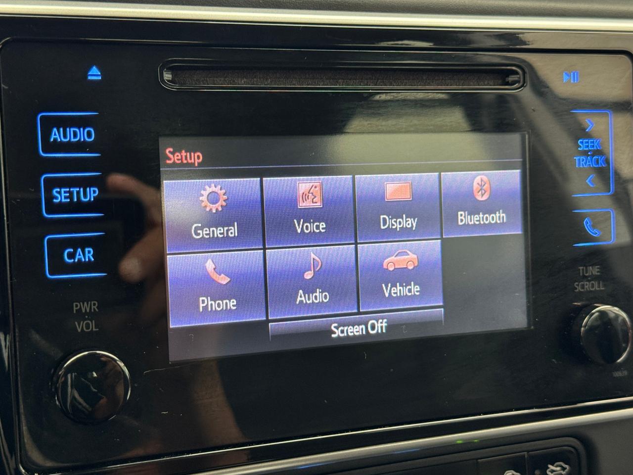 2017 Toyota Corolla LE+Camera+Adaptive Cruise+A/C+CLEAN CARFAX Photo80