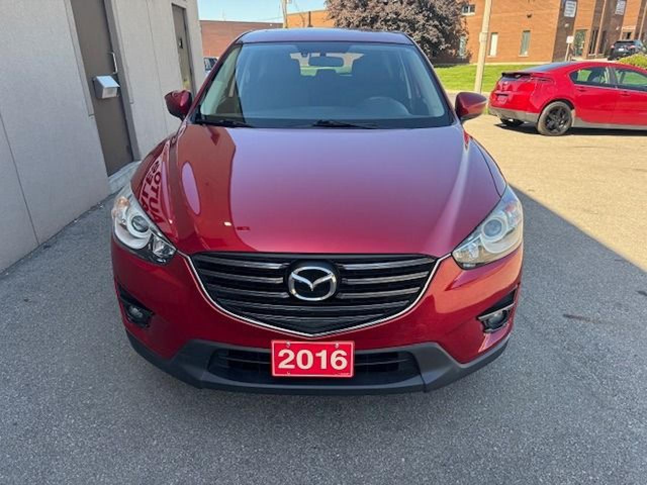 2016 Mazda CX-5 GS ONLY 67000KM,1 OWNER - Photo #2