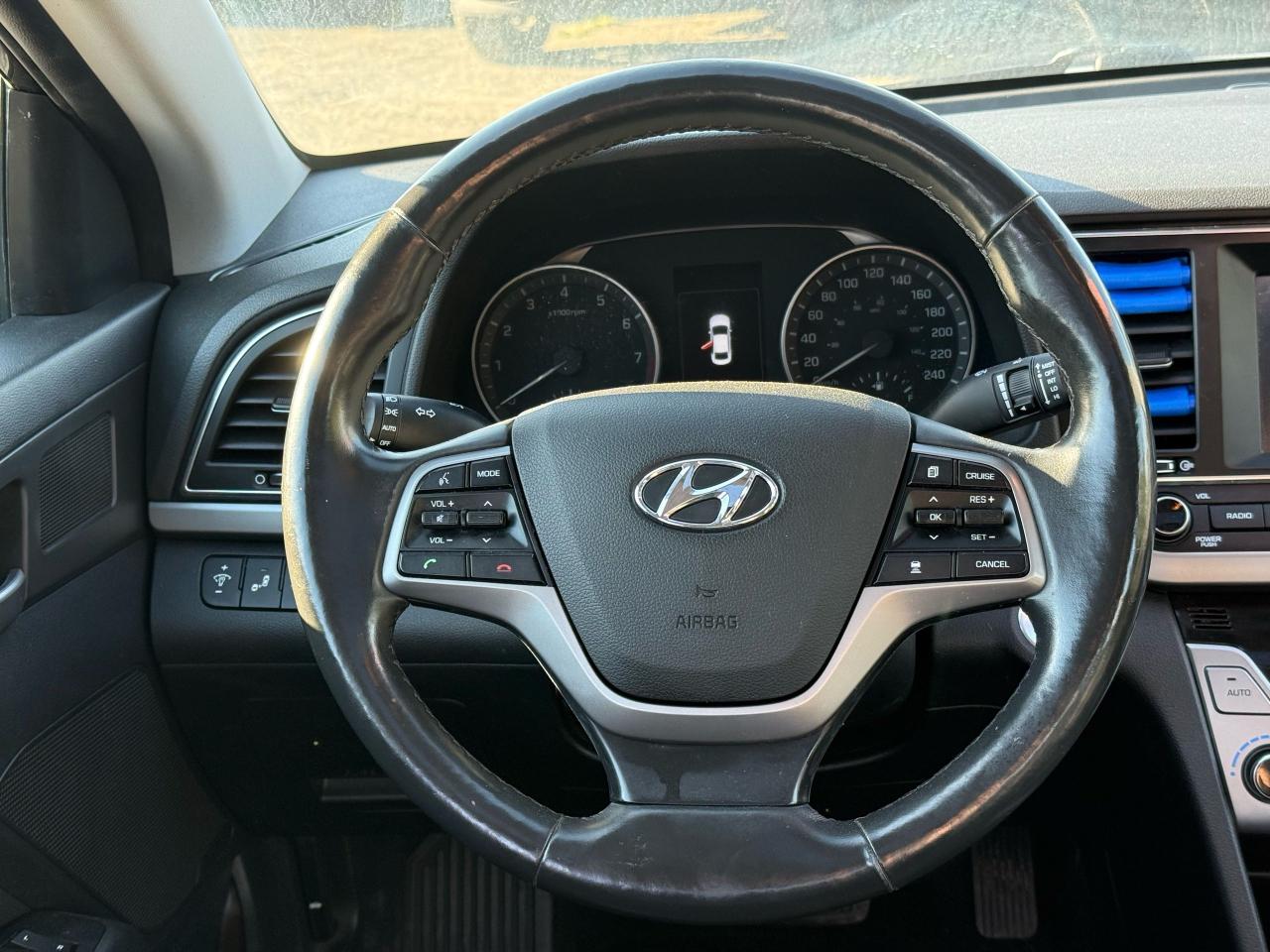 2018 Hyundai Elantra GLS - Photo #17