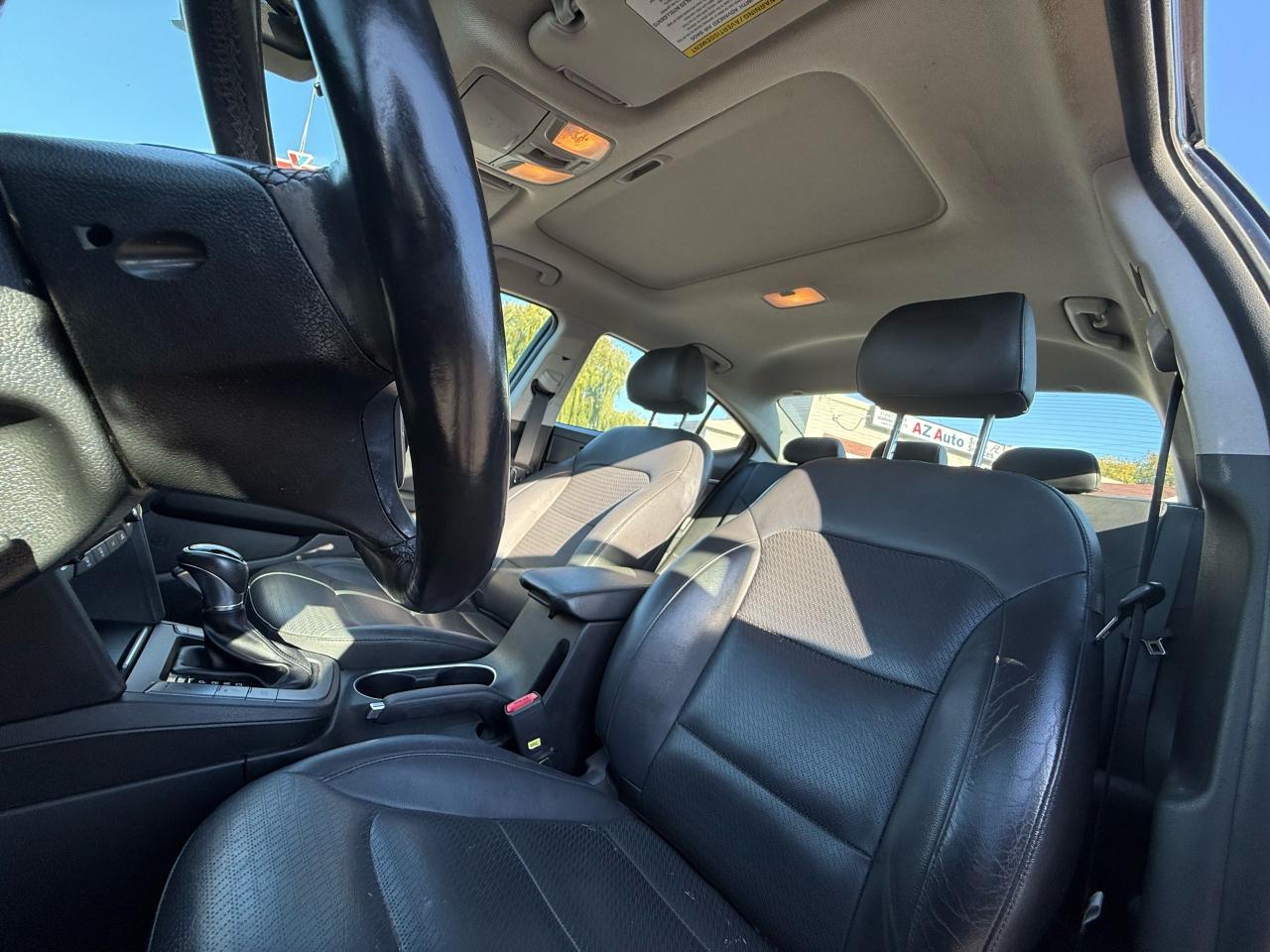 2018 Hyundai Elantra GLS - Photo #10