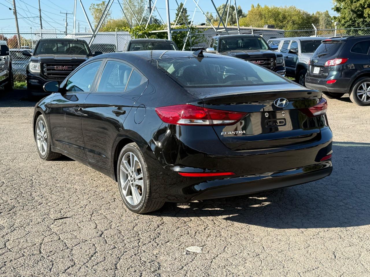 2018 Hyundai Elantra GLS - Photo #3
