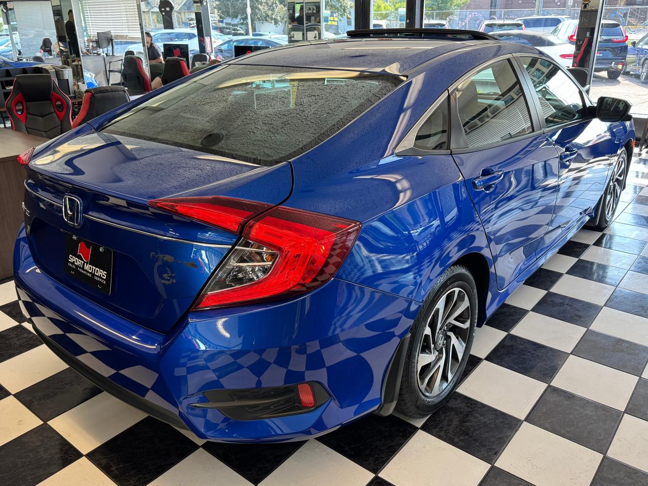 2017 Honda Civic EX+Sunroof+Camera+Remote Start+CLEAN CARFAX Photo9