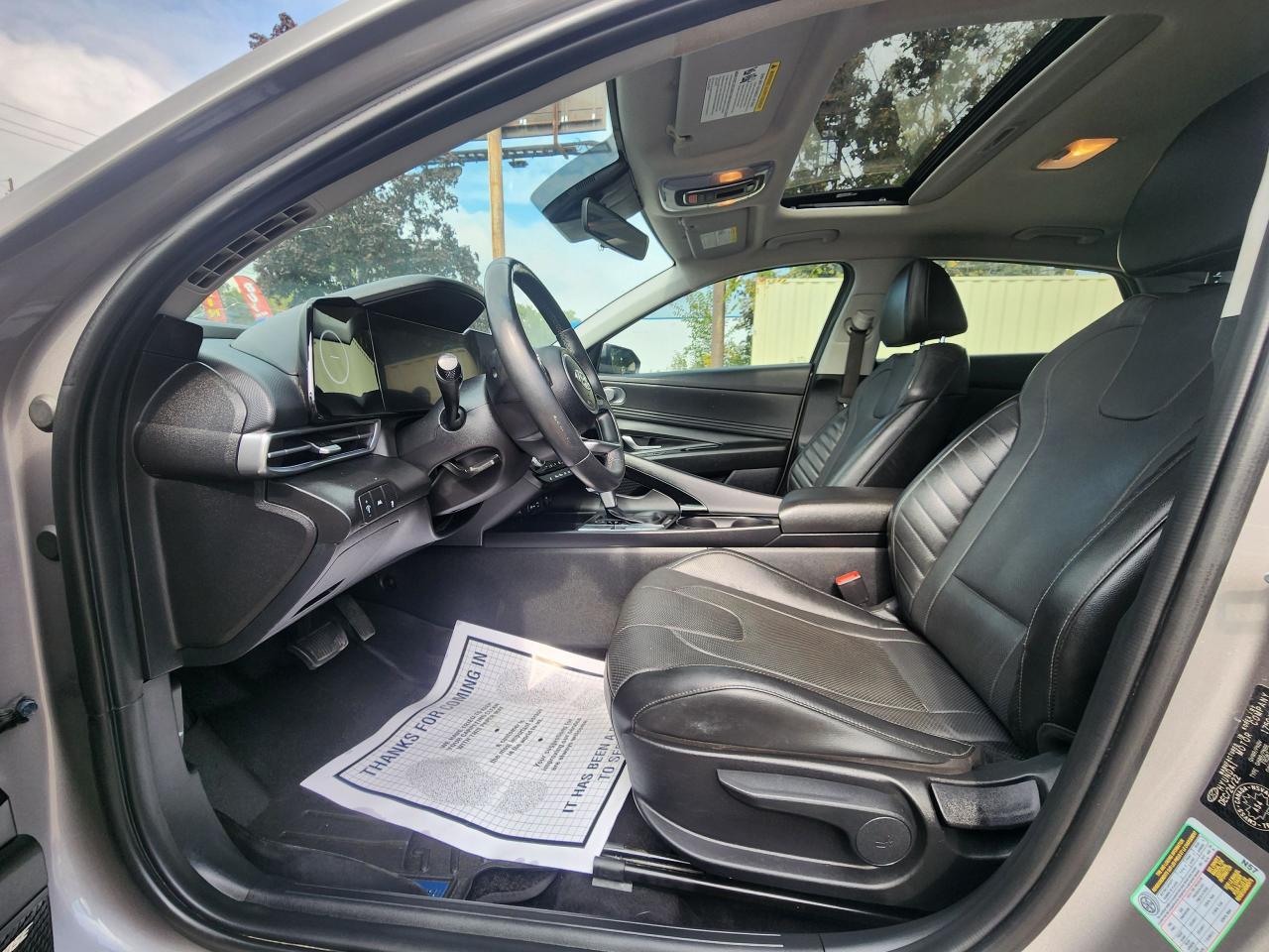 2023 Hyundai Elantra Luxury l Clean Carfax l No Accident l One Owner - Photo #17