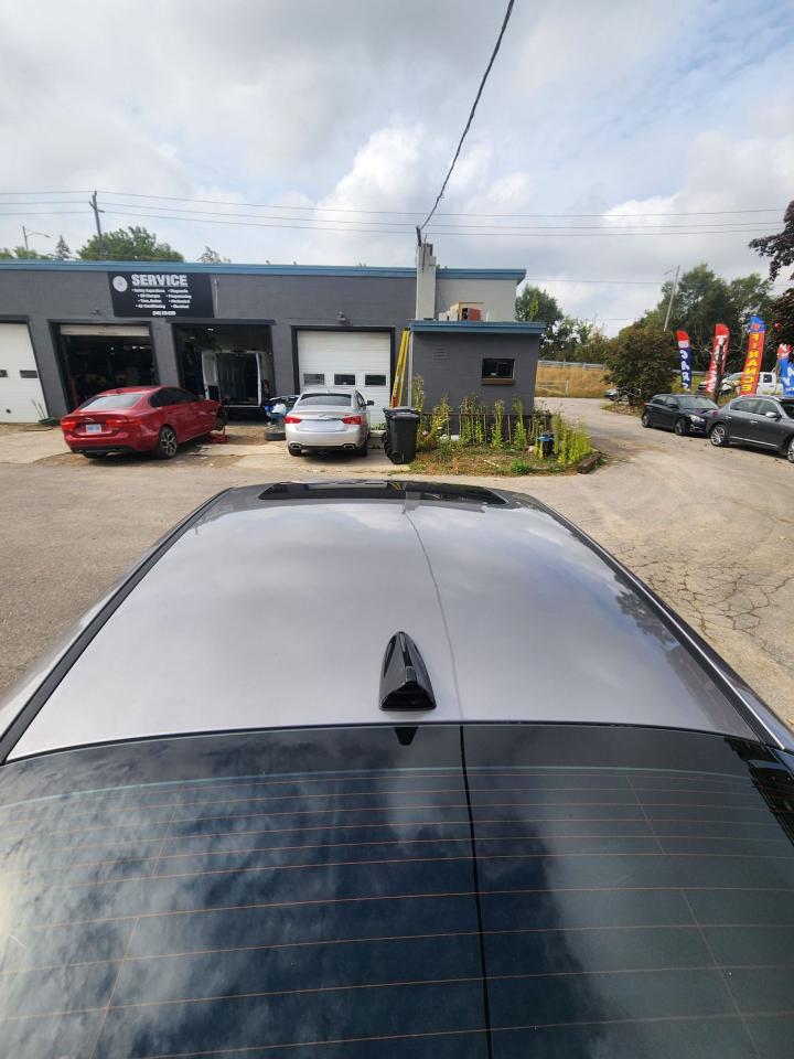 2023 Hyundai Elantra Luxury l Clean Carfax l No Accident l One Owner - Photo #10