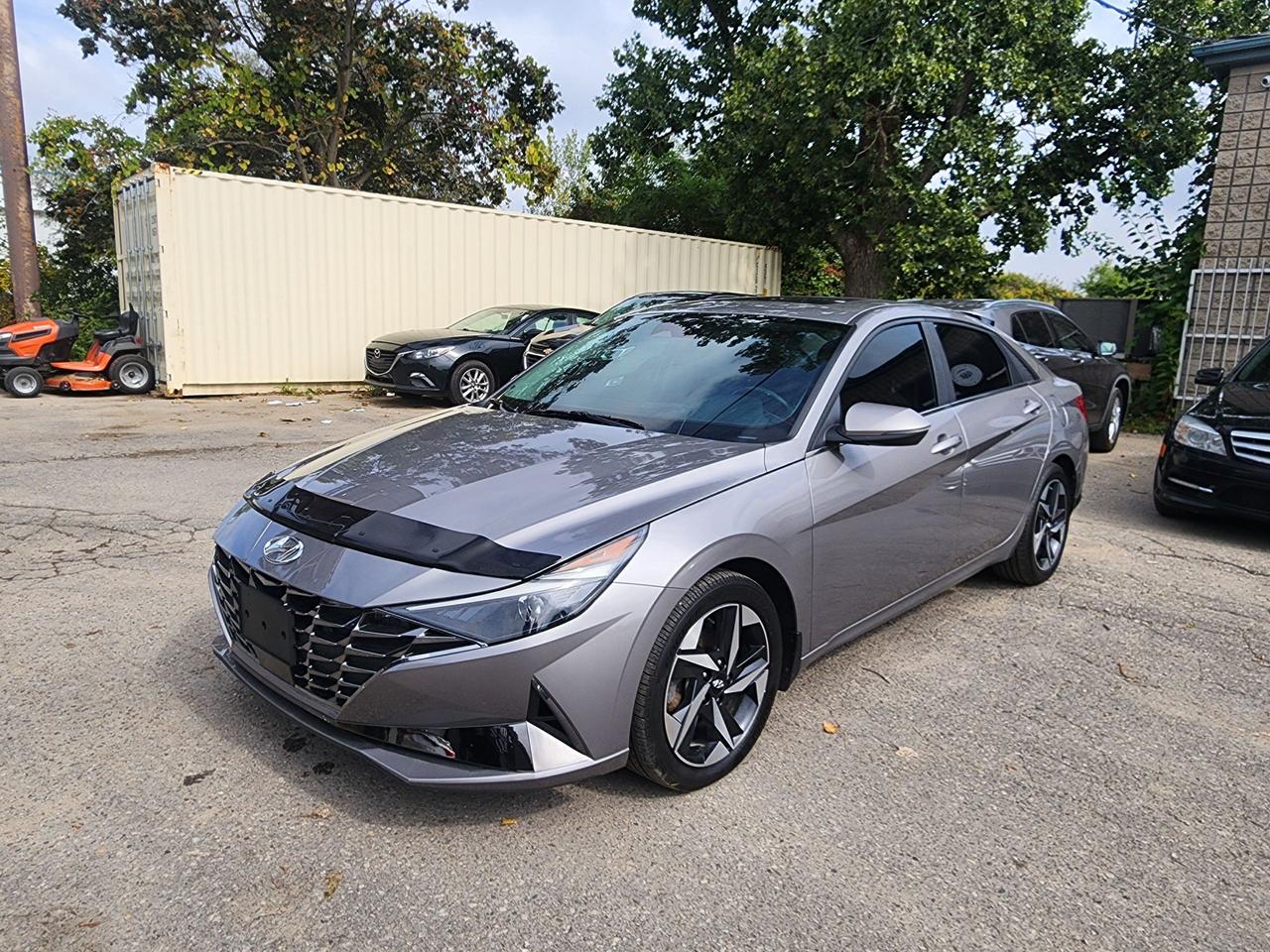 2023 Hyundai Elantra Luxury l Clean Carfax l No Accident l One Owner