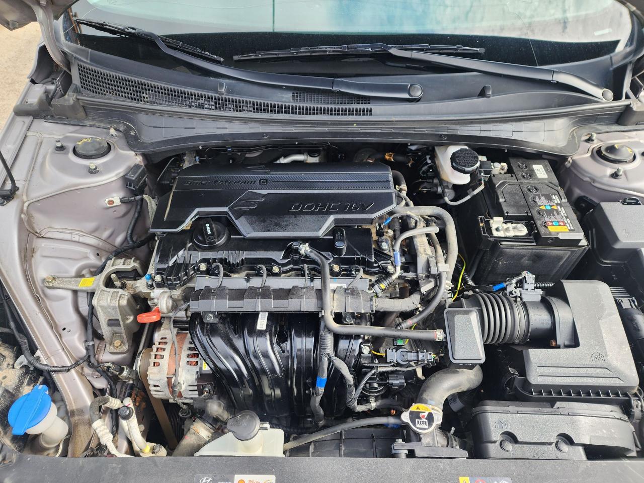 2023 Hyundai Elantra Luxury l Clean Carfax l No Accident l One Owner - Photo #19