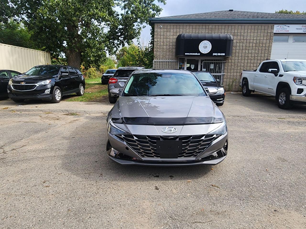 2023 Hyundai Elantra Luxury l Clean Carfax l No Accident l One Owner