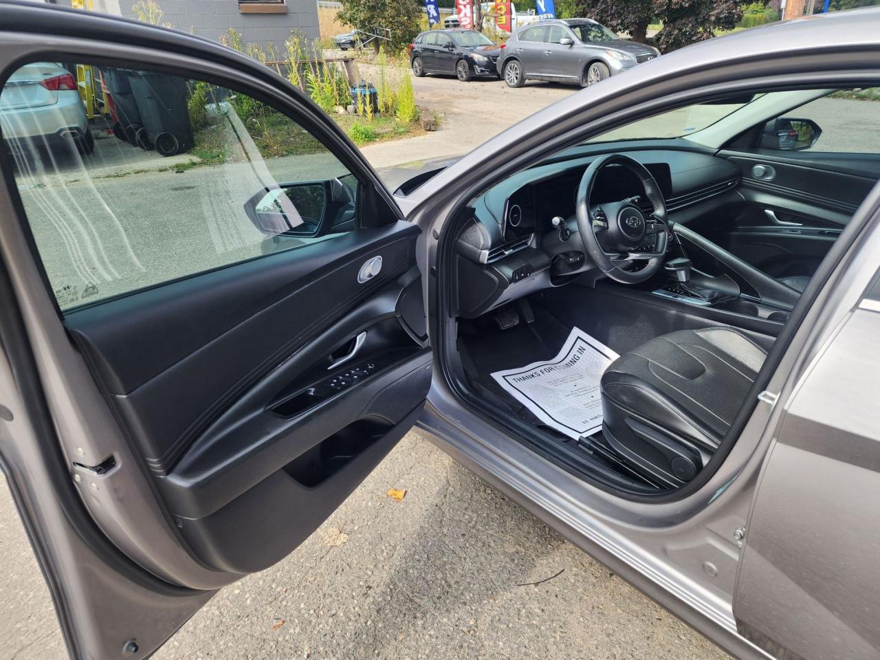 2023 Hyundai Elantra Luxury l Clean Carfax l No Accident l One Owner
