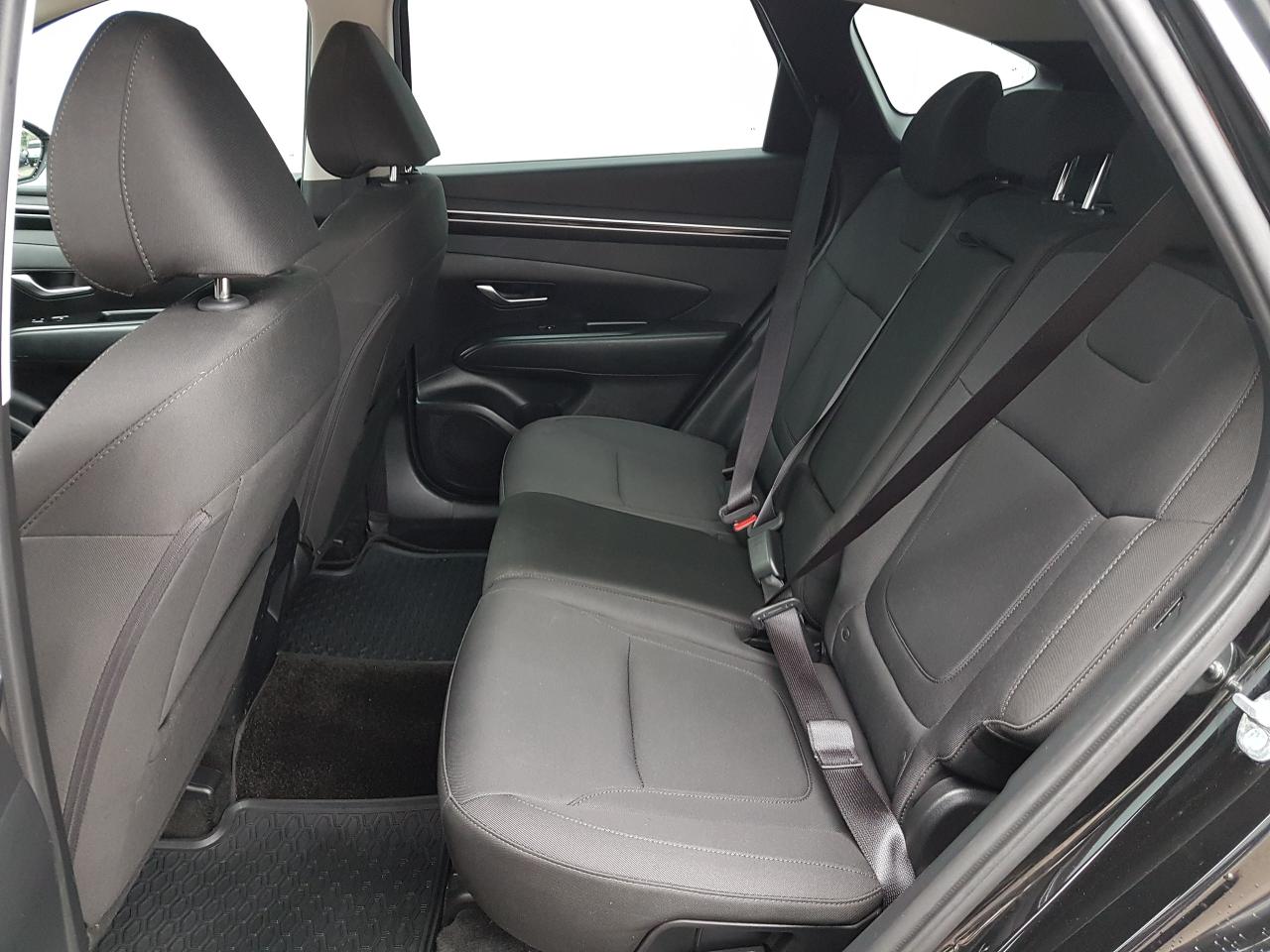 2023 Hyundai Tucson Essential AWD *HEATED SEATS* Photo