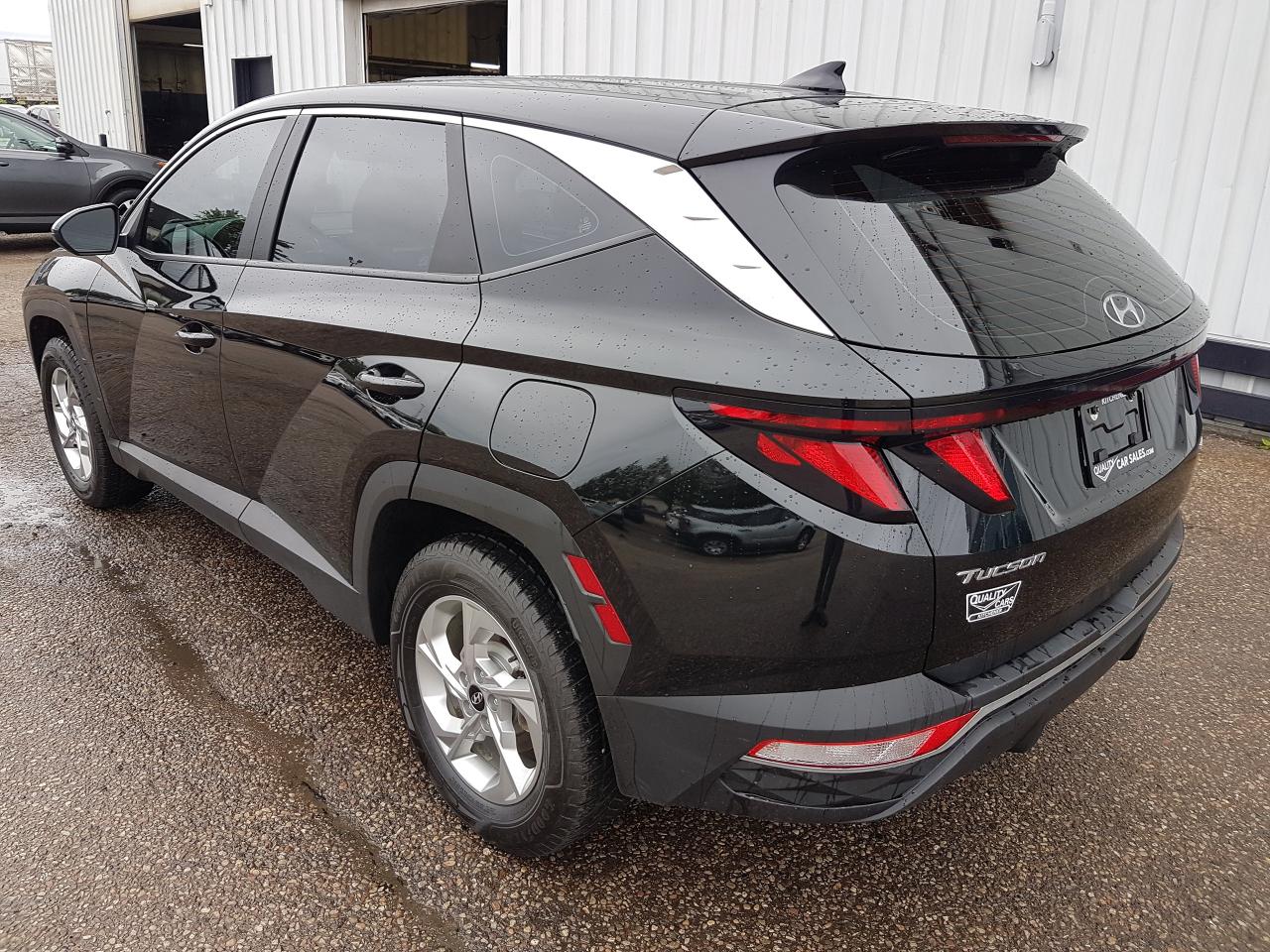 2023 Hyundai Tucson Essential AWD *HEATED SEATS* Photo2