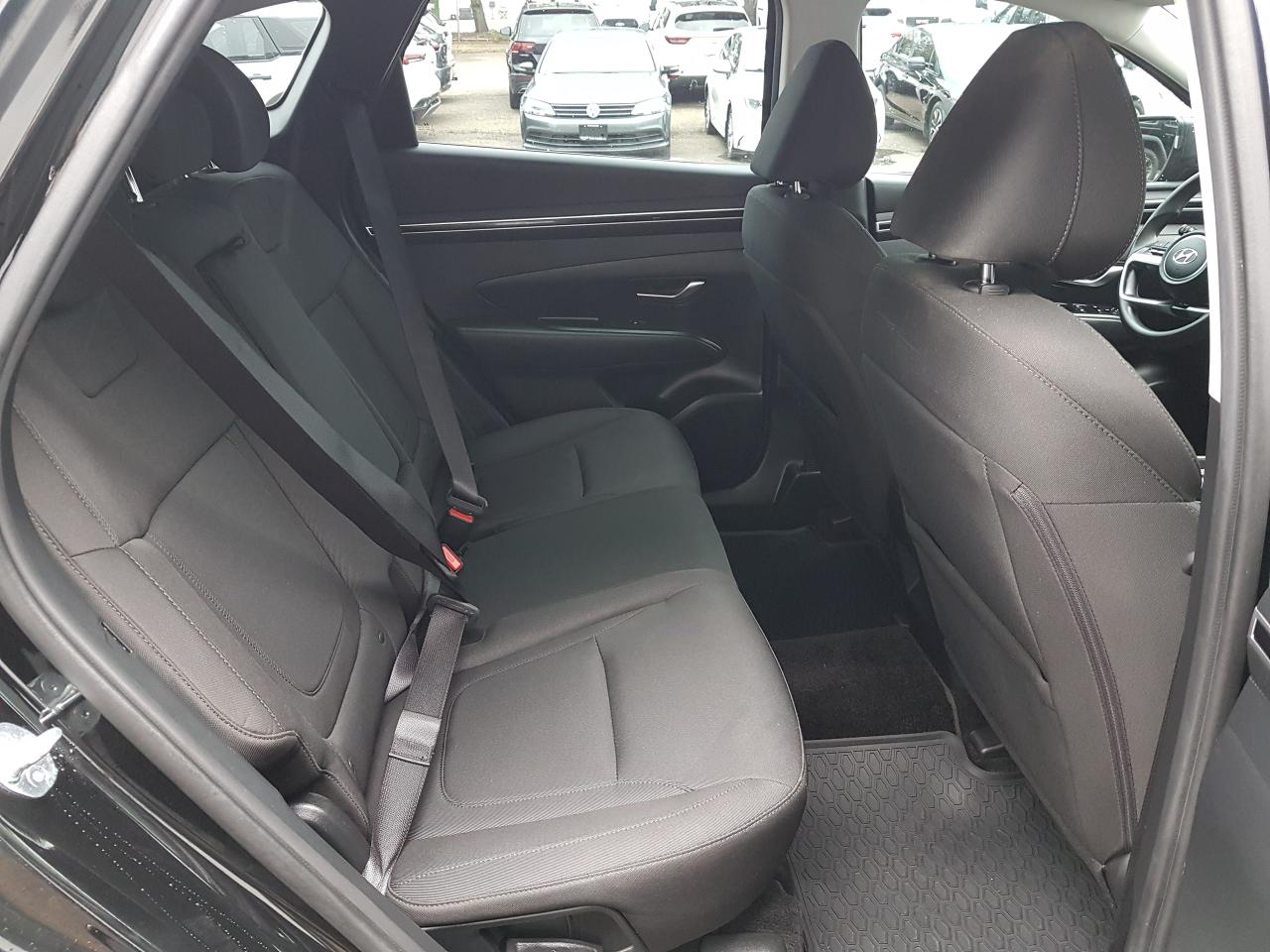 2023 Hyundai Tucson Essential AWD *HEATED SEATS* Photo