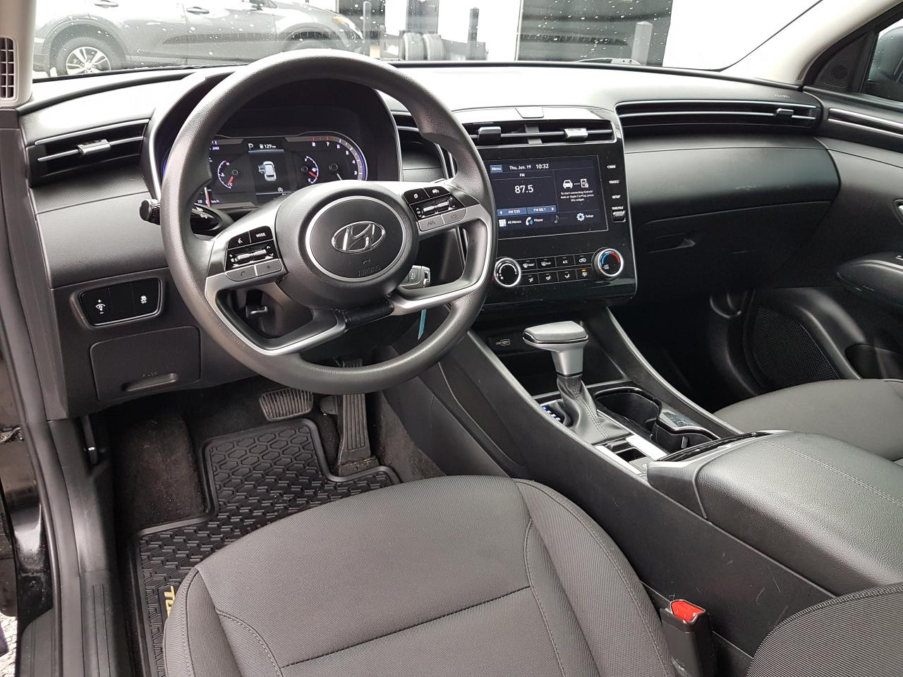 2023 Hyundai Tucson Essential AWD *HEATED SEATS* Photo