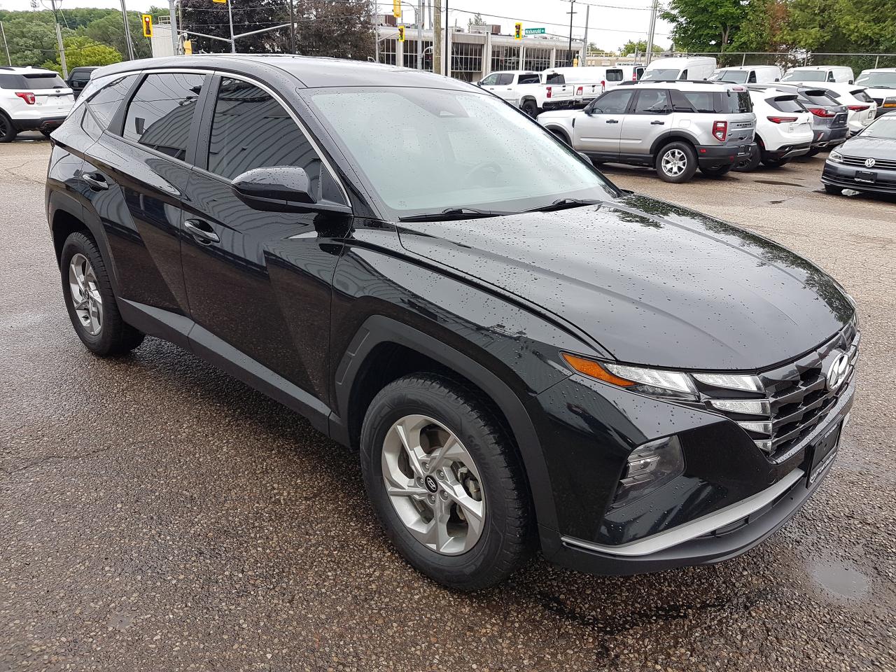 2023 Hyundai Tucson Essential AWD *HEATED SEATS* Photo