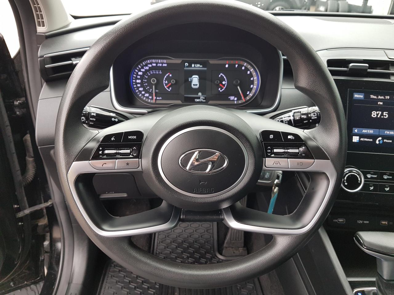 2023 Hyundai Tucson Essential AWD *HEATED SEATS* Photo