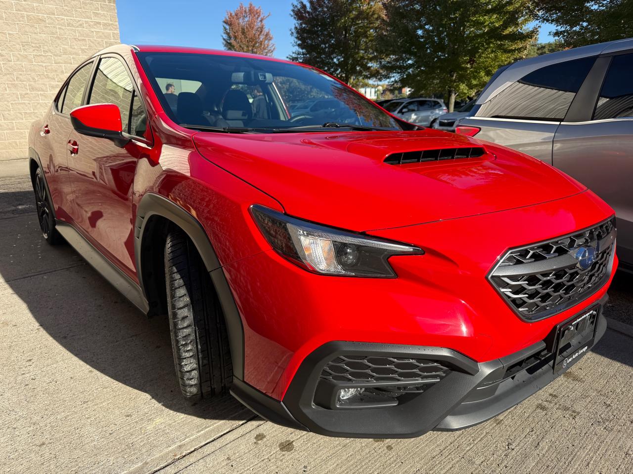 2023 Subaru WRX SPORT!! ONLY 32K! 6SPD, SUNROOF, HEATED SEATS! Photo4