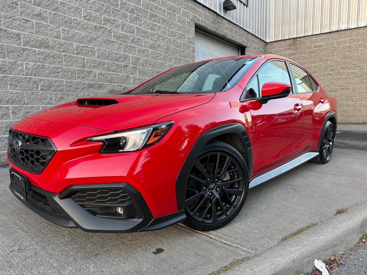 2023 Subaru WRX SPORT!! ONLY 32K! 6SPD, SUNROOF, HEATED SEATS! Photo2