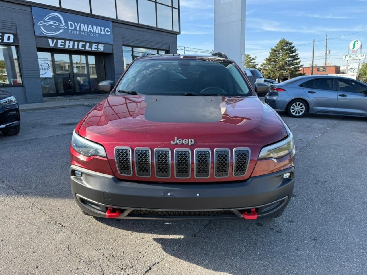 2019 Jeep Cherokee TRAILHAWK V6 4X4/ CLEAN CARFAX/ 2KEYS/ LEATHER/ RE - Photo #2