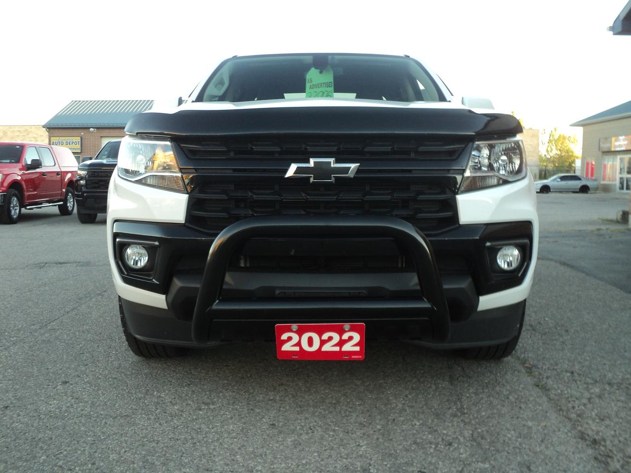 2022 Chevrolet Colorado WT CrewCab  2WD 3.6L6cyl 5ftBox BackUpCam - Photo #4