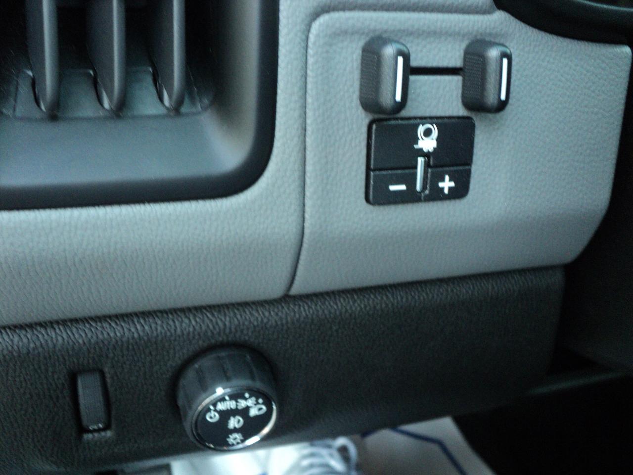2022 Chevrolet Colorado WT CrewCab  2WD 3.6L6cyl 5ftBox BackUpCam - Photo #22