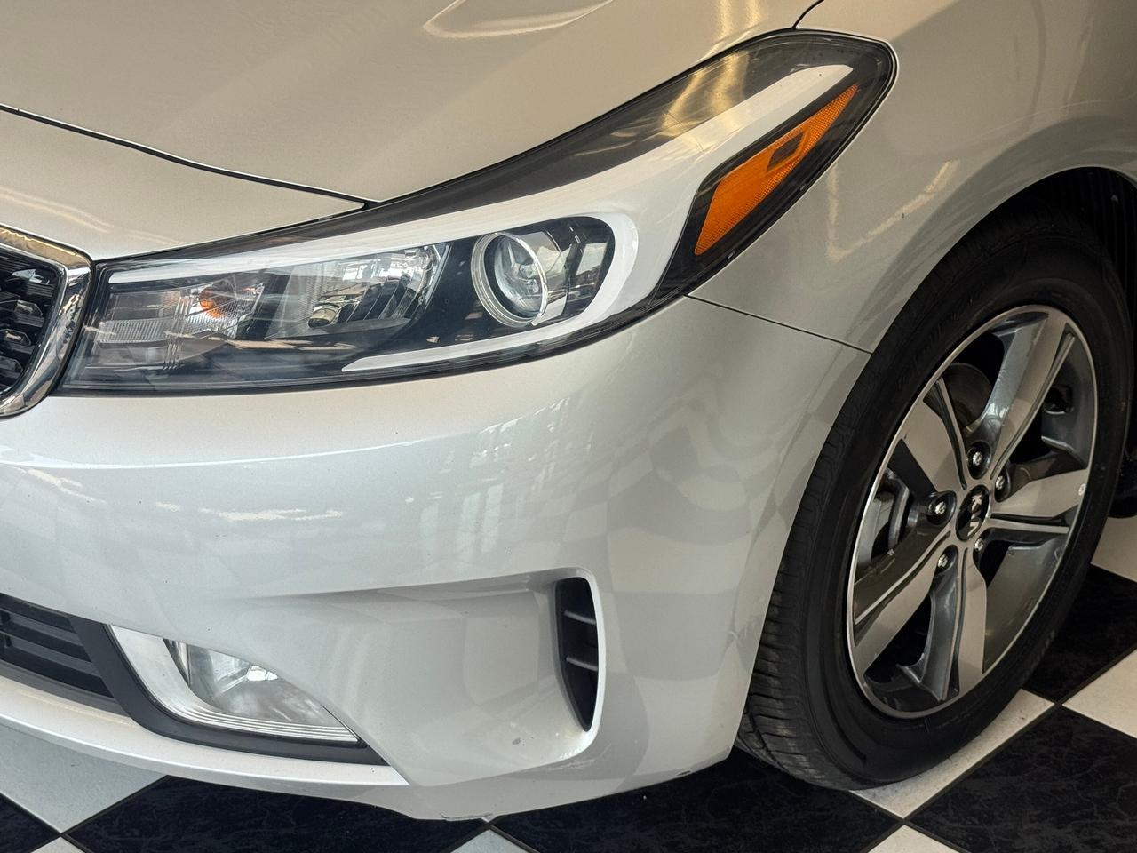 2018 Kia Forte LX+New Tires+Brakes+ApplePlay+A/C+CLEAN CARFAX Photo