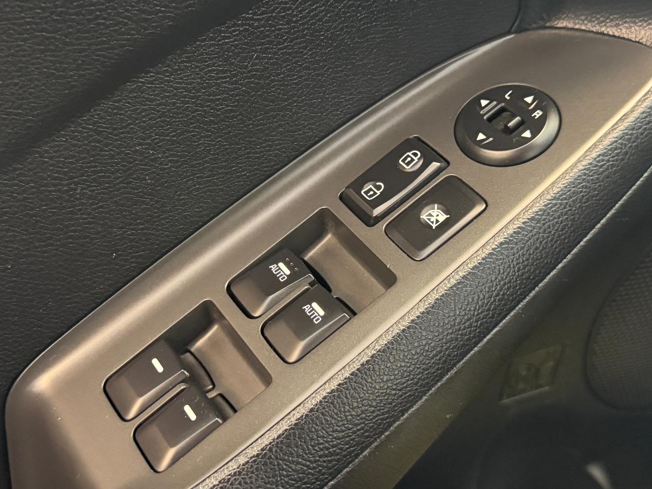 2018 Kia Forte LX+New Tires+Brakes+ApplePlay+A/C+CLEAN CARFAX Photo