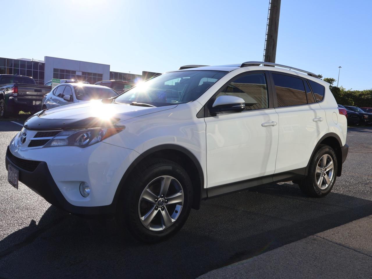2015 Toyota RAV4 XLE AWD CERTIFIED *ACCIDENT FREE*TOYOTA MAINTAIN* CAMERA BLUETOOTH HEATED SEATS SUNROOF CRUISE ALLOYS - Photo #3