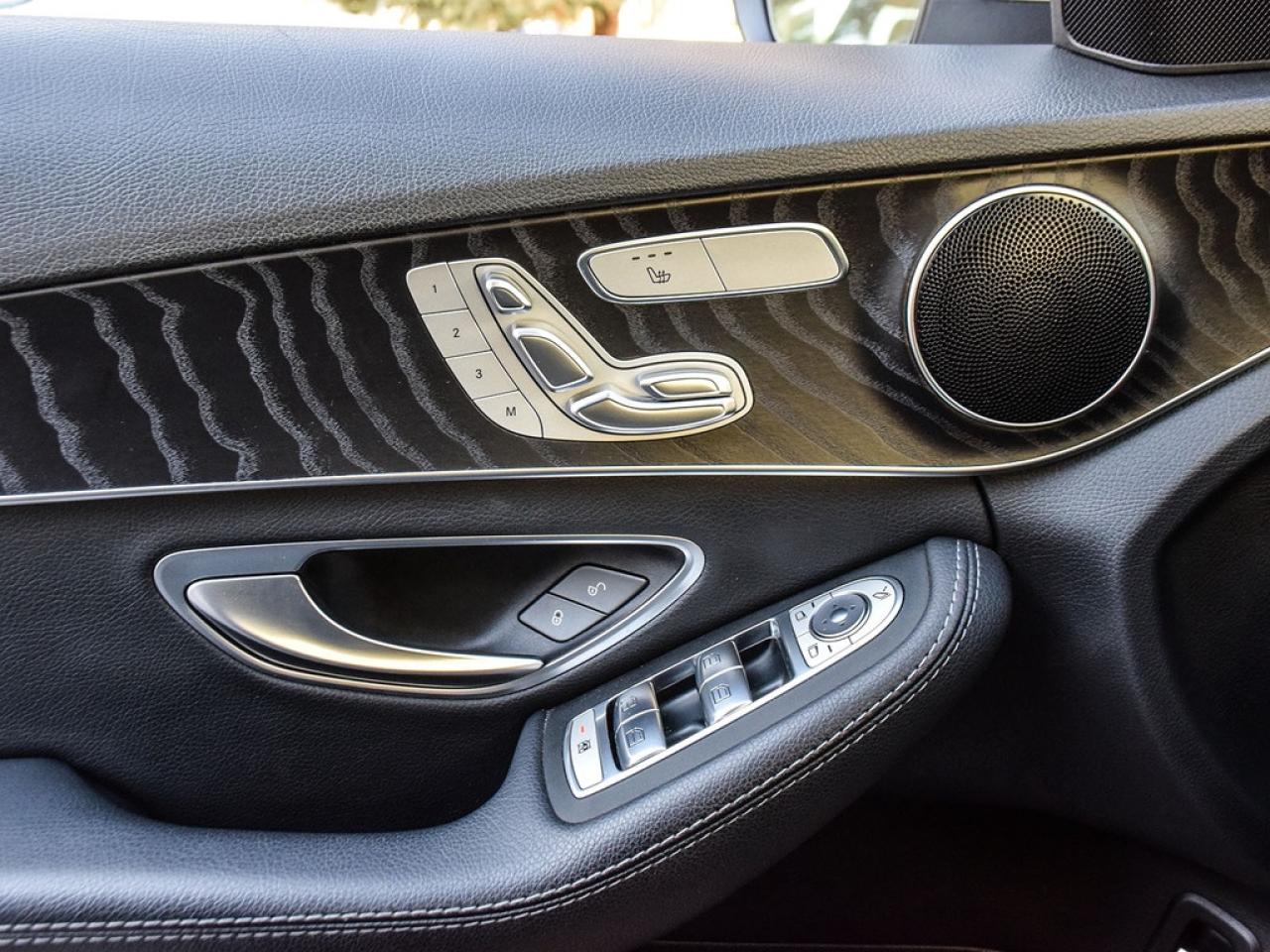 2020 Mercedes-Benz C-Class |C300|4MATIC|HWHEEL|ROOF|REARCAM|OPENPOREWOOD| Photo