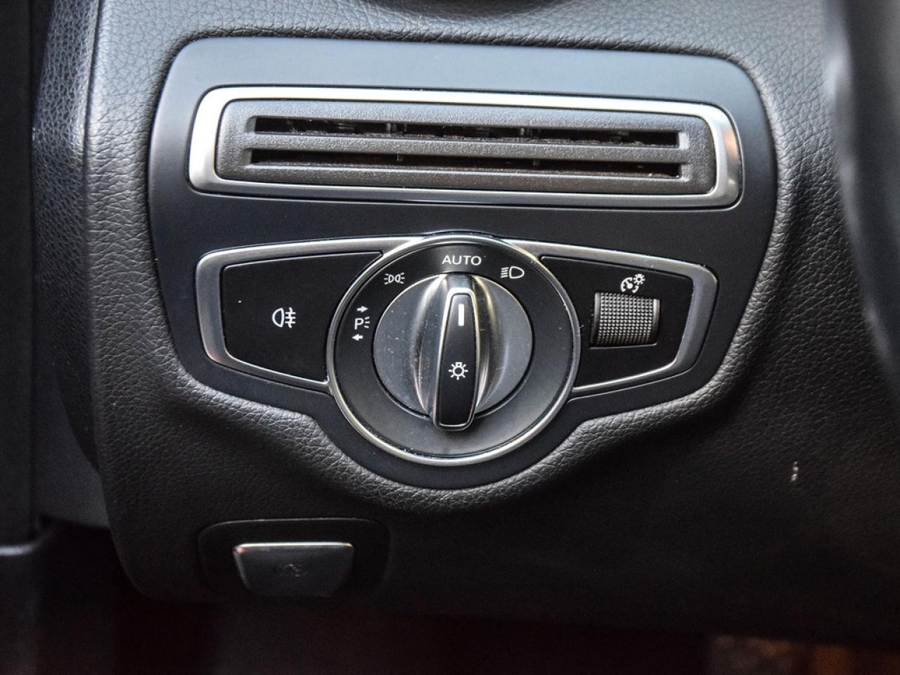 2020 Mercedes-Benz C-Class |C300|4MATIC|HWHEEL|ROOF|REARCAM|OPENPOREWOOD| Photo