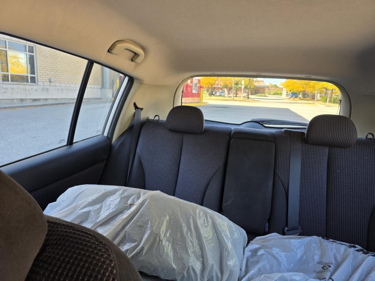 2010 Nissan Versa 1.8 SL - Photo #15