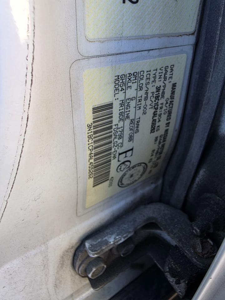 2010 Nissan Versa 1.8 SL - Photo #17
