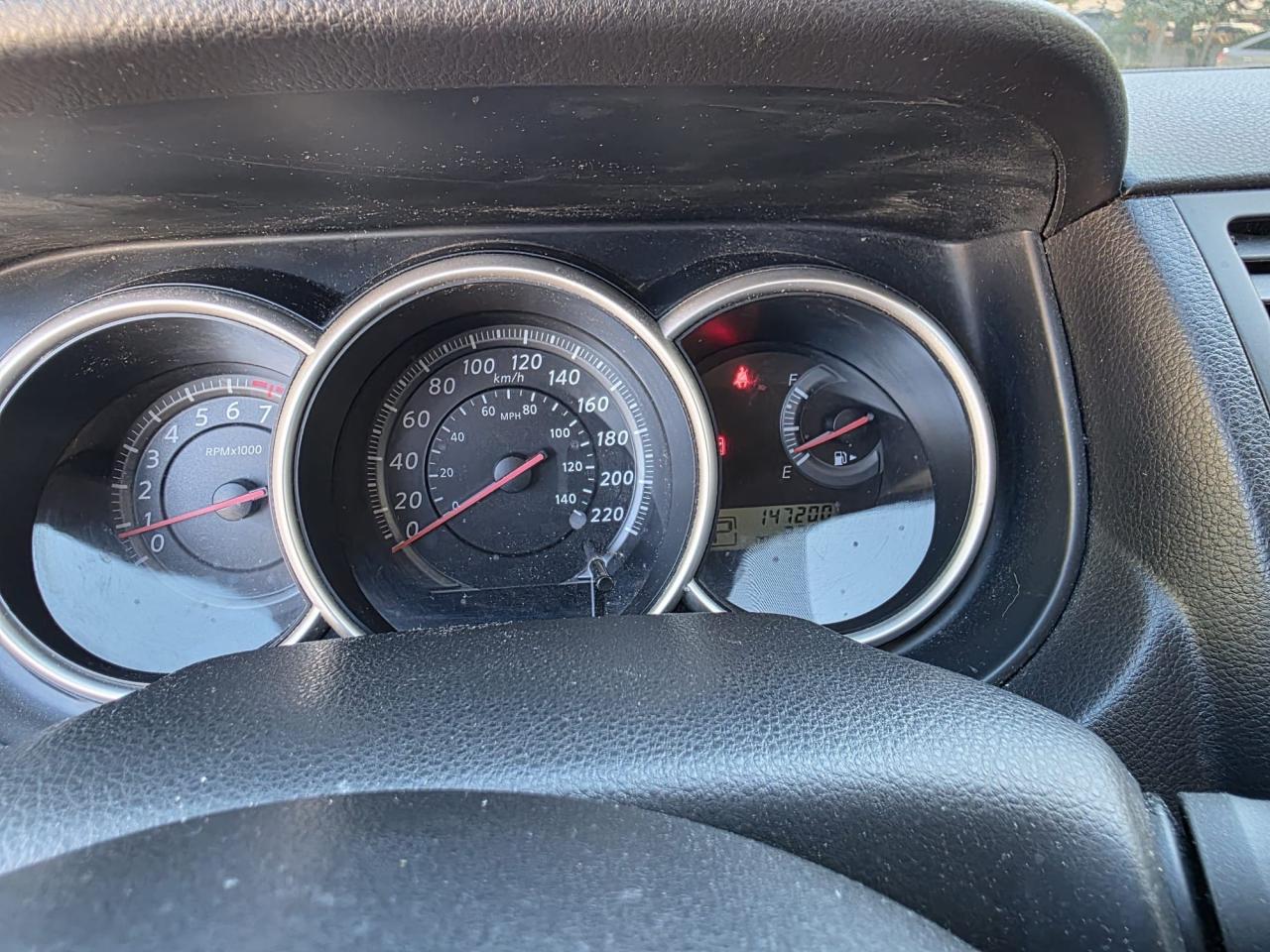 2010 Nissan Versa 1.8 SL - Photo #13